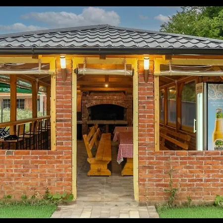 Jerry's Forest Holiday home